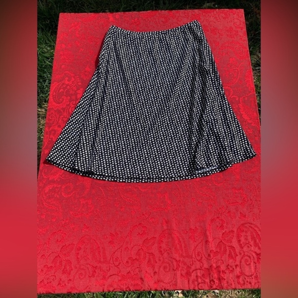 Amanda Smith Skirt Size Medium  Black White Polka Dots Flared Vintage Spring‎